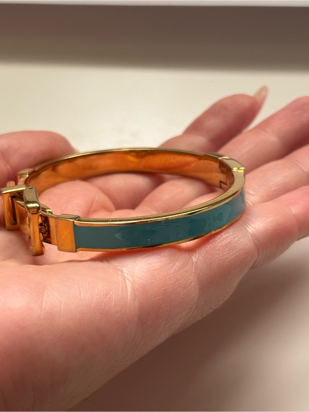 Michael Kors Gold-Tone Teal Enamel Hinged Bangle Bracelet